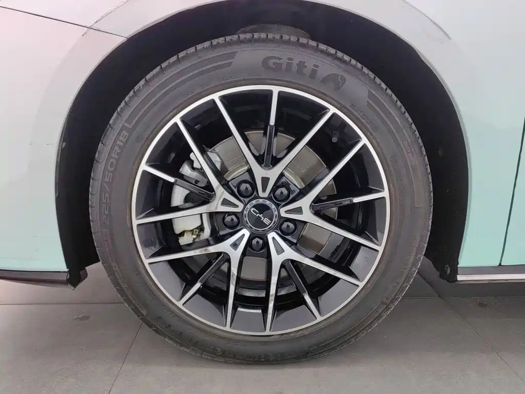 BYD Seal — миниатюра 17