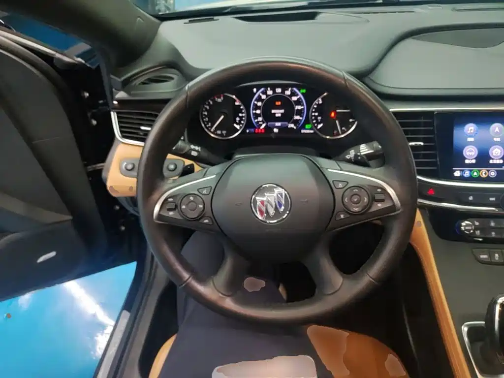 Buick LaCrosse — миниатюра 11