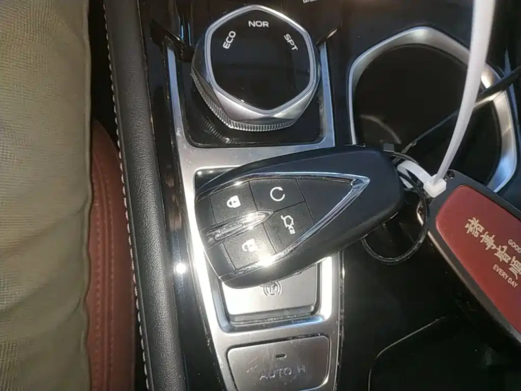 Changan Eado — миниатюра 9