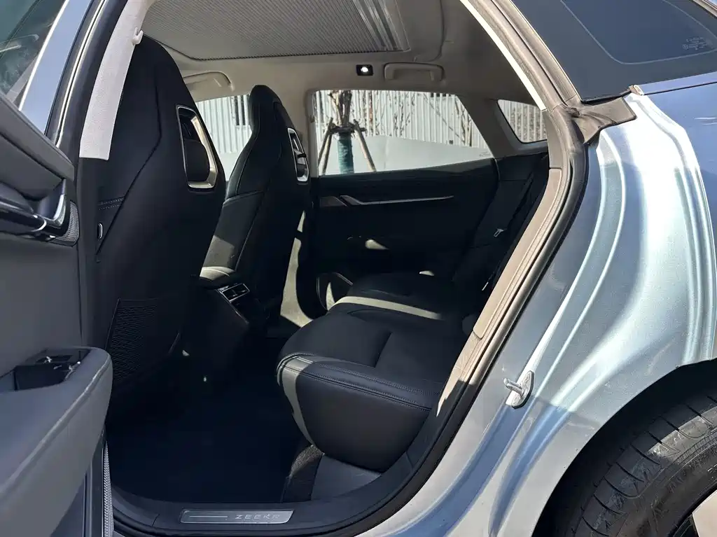 ZEEKR EXTREME KRYPTON 001