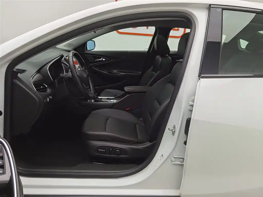 Chevrolet Malibu XL XL 2021 Redline 550T AT