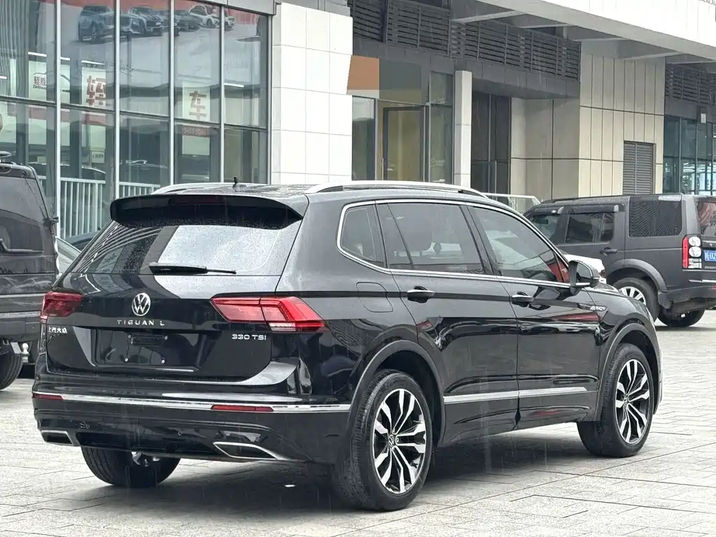 Volkswagen Tiguan L L 2021 330TSI AT R-Line Flagship