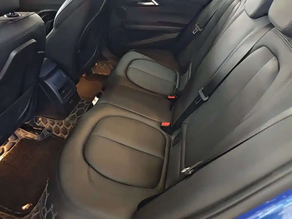 BMW 1 Series — миниатюра 17