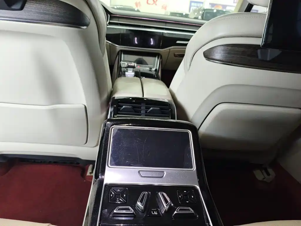 Audi A8 — миниатюра 15