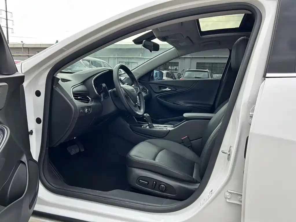Chevrolet Malibu XL — миниатюра 4