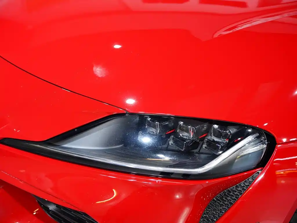 Toyota Supra — миниатюра 3