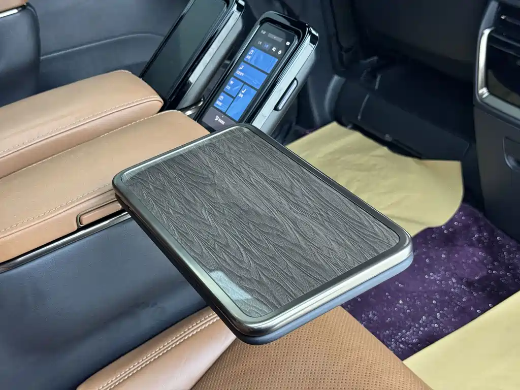 Toyota Vellfire — миниатюра 12