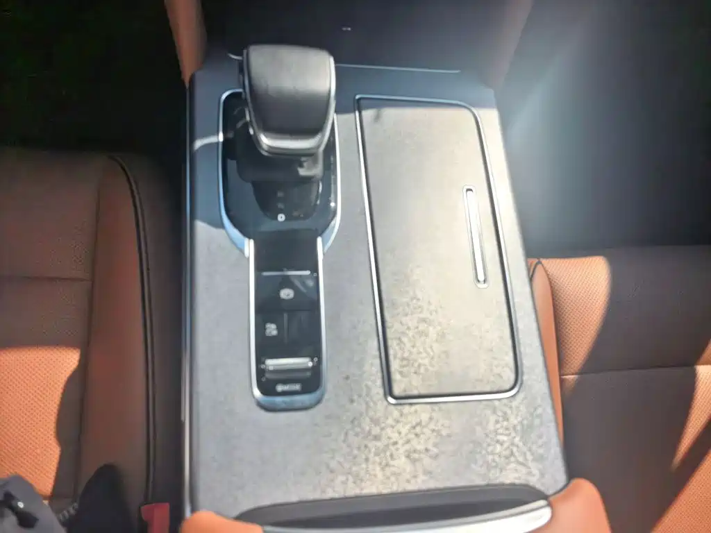 Hongqi Hongqi HS7 PHEV — миниатюра 5
