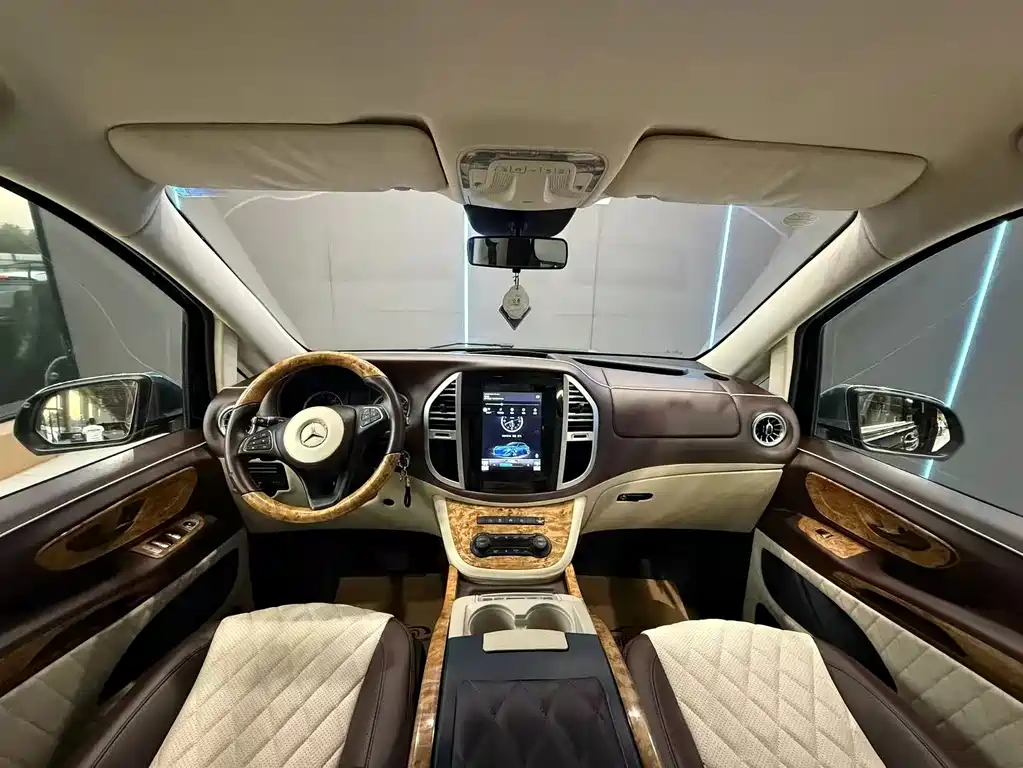Mercedes-Benz Vito — миниатюра 9