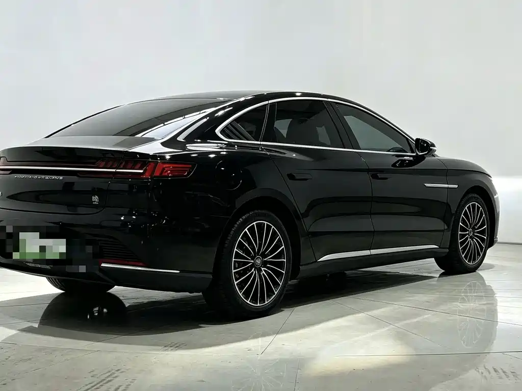 BYD Han — миниатюра 8