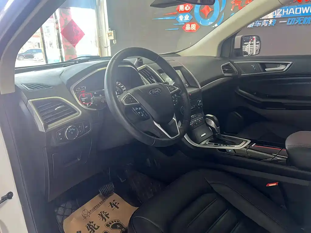 Ford Edge — миниатюра 6