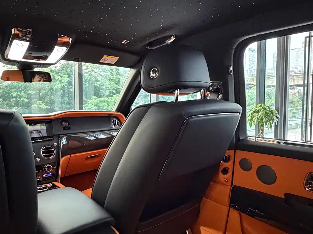 Rolls-Royce Cullinan 2024 Black Badge