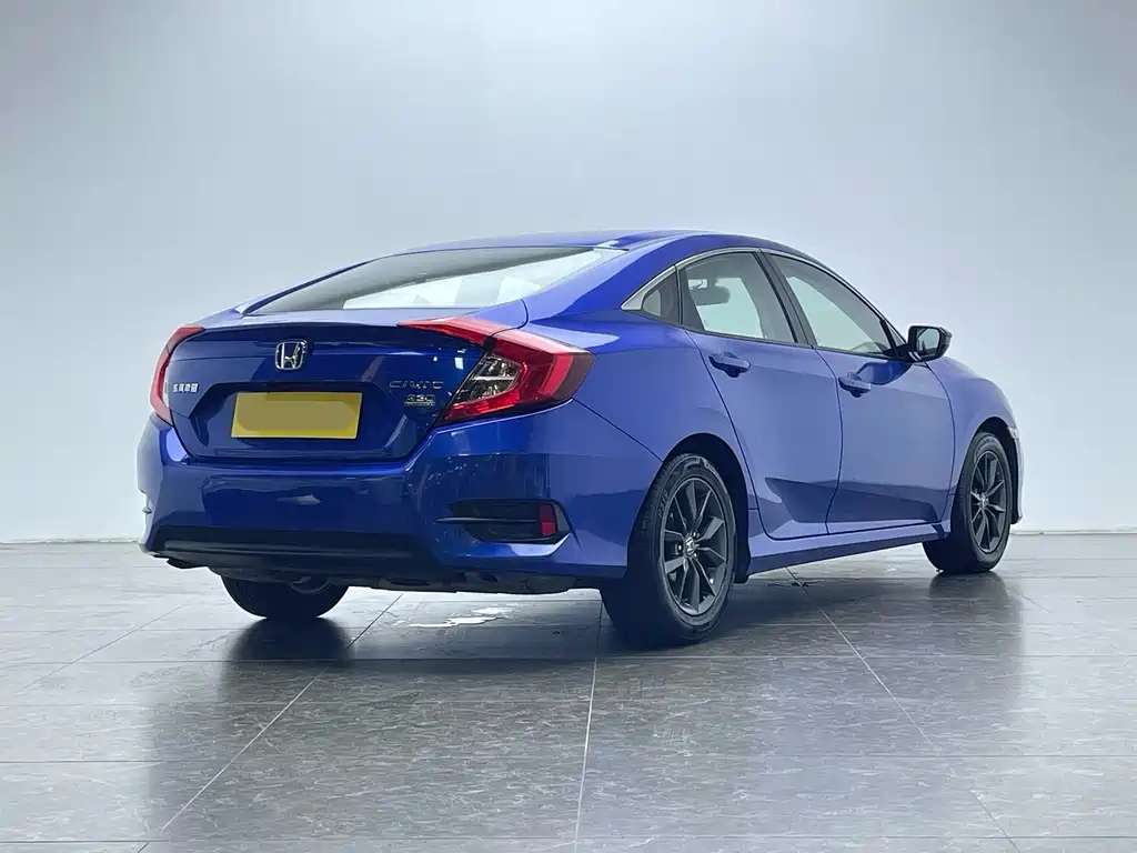 Honda Civic 2019 220TURBO CVT V