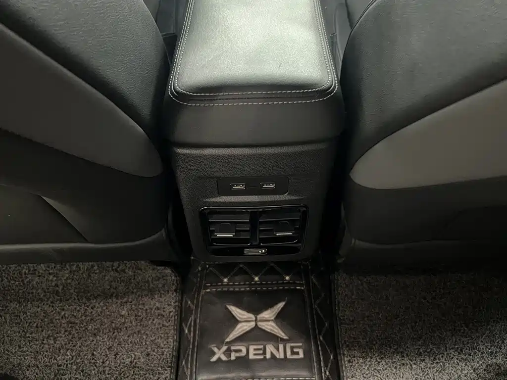 XPeng G3 — миниатюра 14