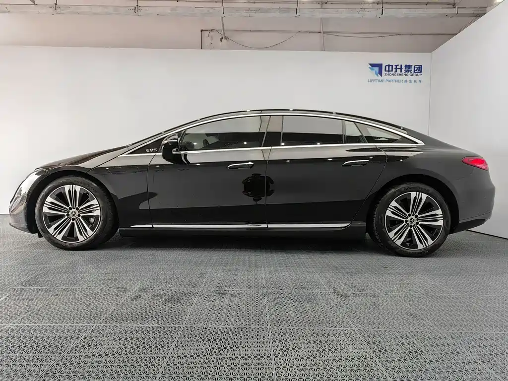 Mercedes-Benz EQS — миниатюра 7