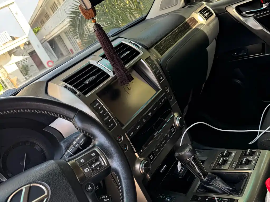 Lexus GX — миниатюра 8