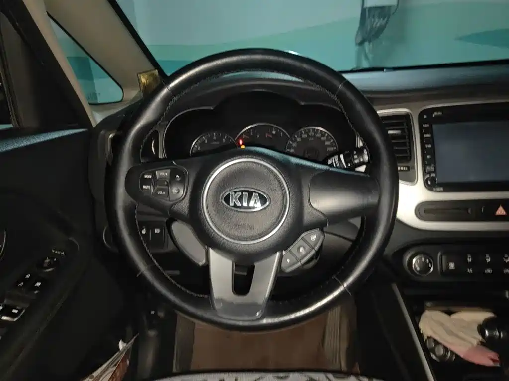 Kia Carens — миниатюра 11