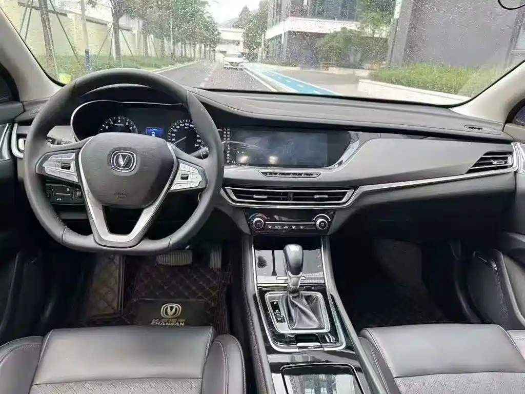 Changan Eado — миниатюра 5