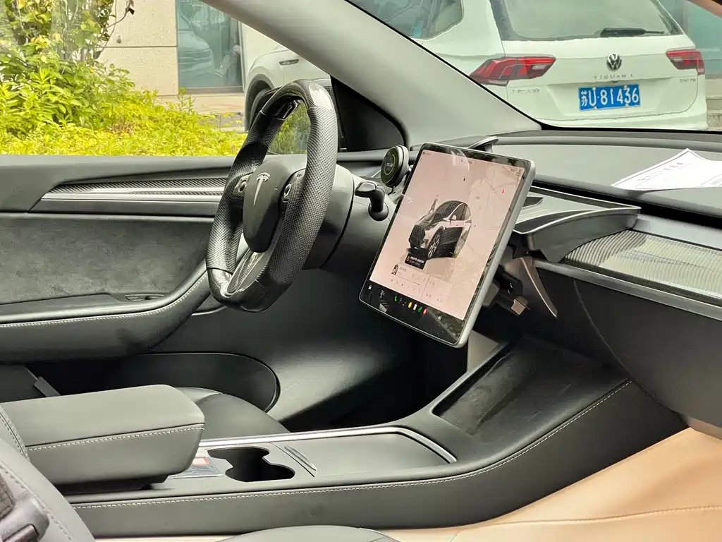 Tesla Model Y — фотографии объявления, Фото 12