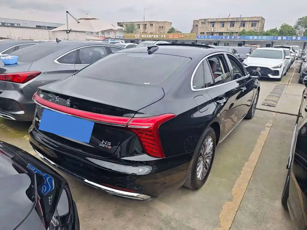Hongqi Hongqi H5 — миниатюра 16