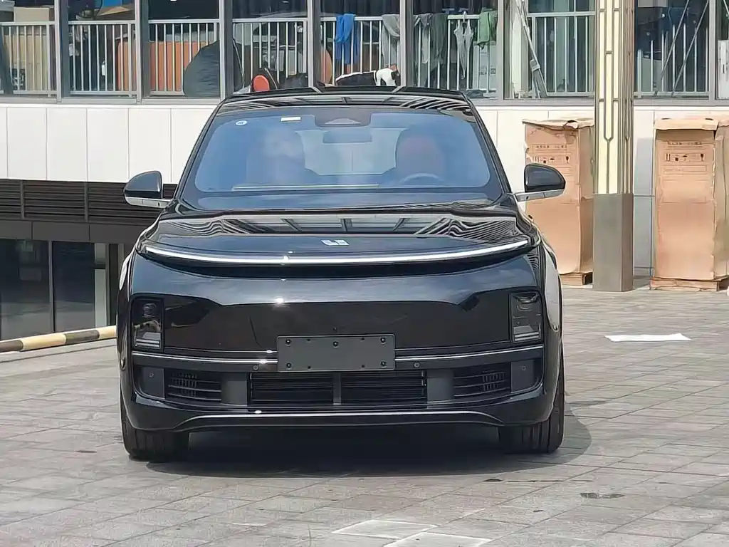 Li Auto L8 2023 Pro