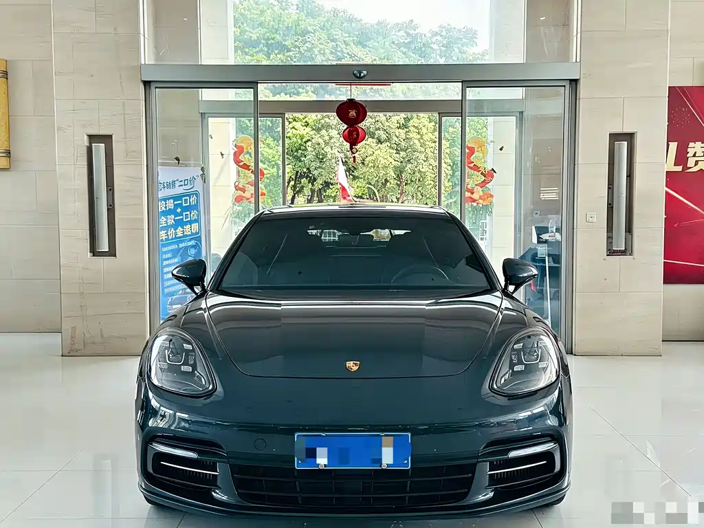 Porsche Panamera — миниатюра 2
