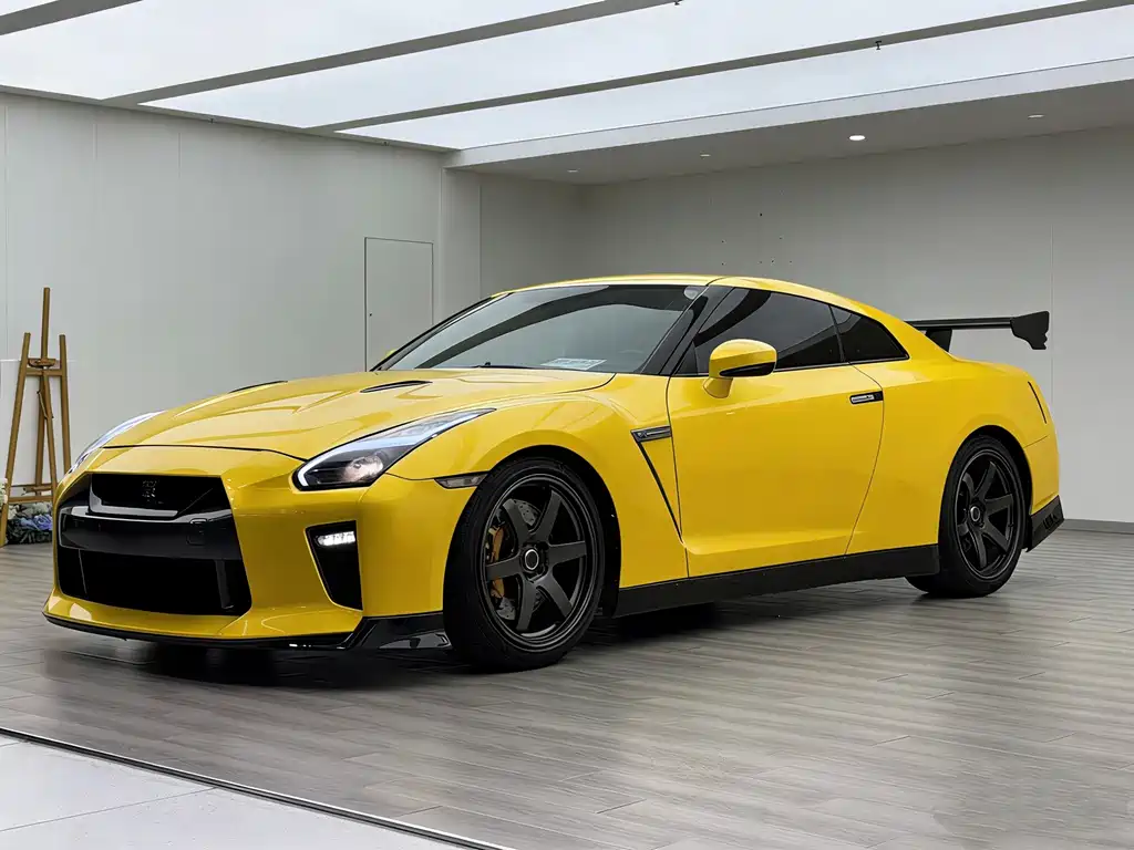 Nissan GT-R