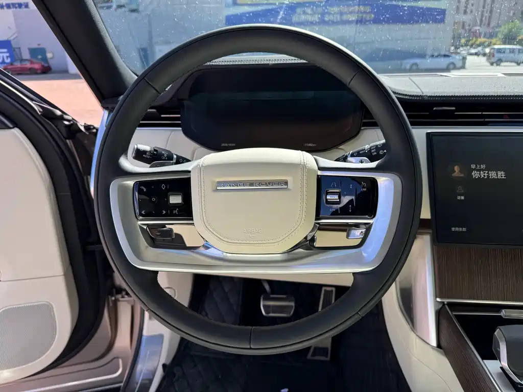 Land Rover Range Rover — миниатюра 11