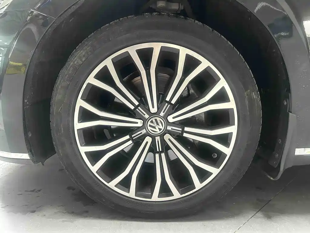 Volkswagen Phideon 2019 380TSI V