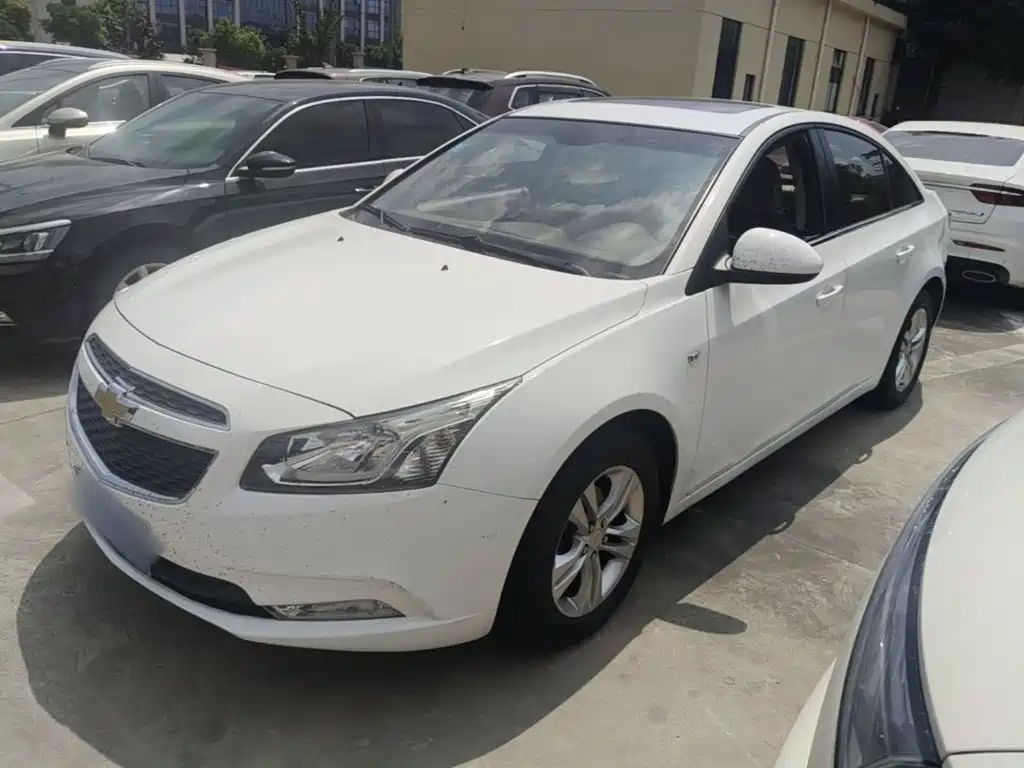 Chevrolet Cruze 2015 1.5L Classic SE AT