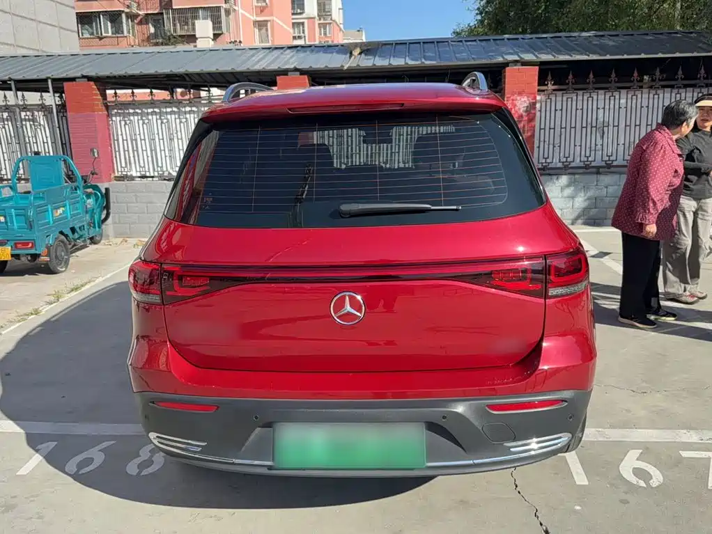 Mercedes-Benz EQB — миниатюра 10