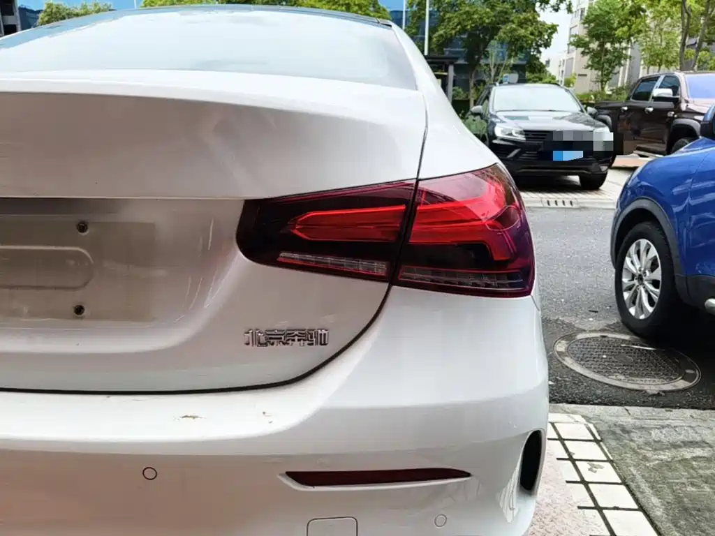 Mercedes-Benz A-Class — миниатюра 8