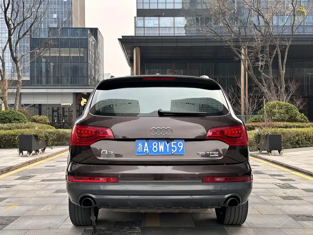 Audi Q7 2013 35 TFSI