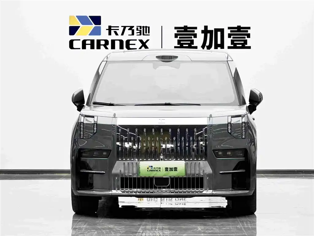 Zeekr 009 2024 мест Executive 108kWh