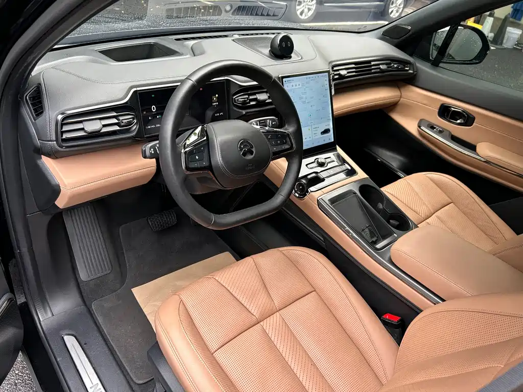 NIO ES8 — миниатюра 9