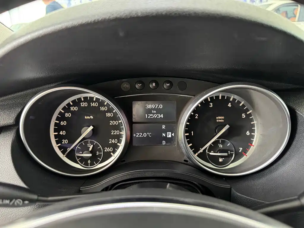 Mercedes-Benz R-Class — миниатюра 7