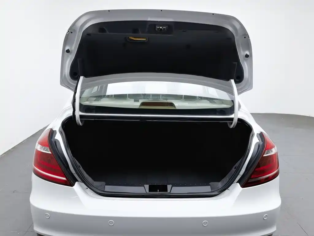 Geely Emgrand — миниатюра 16