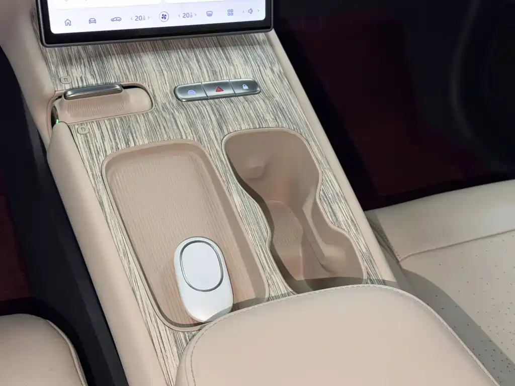 NIO ET7 — миниатюра 14