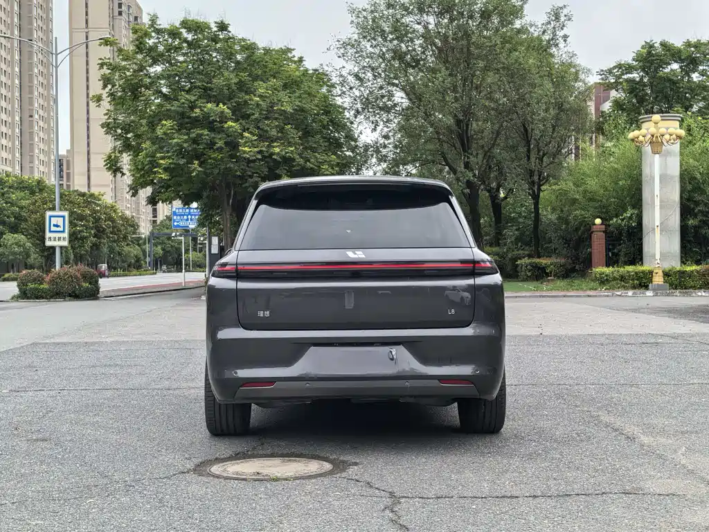 Li Auto L8 2025 Ultra