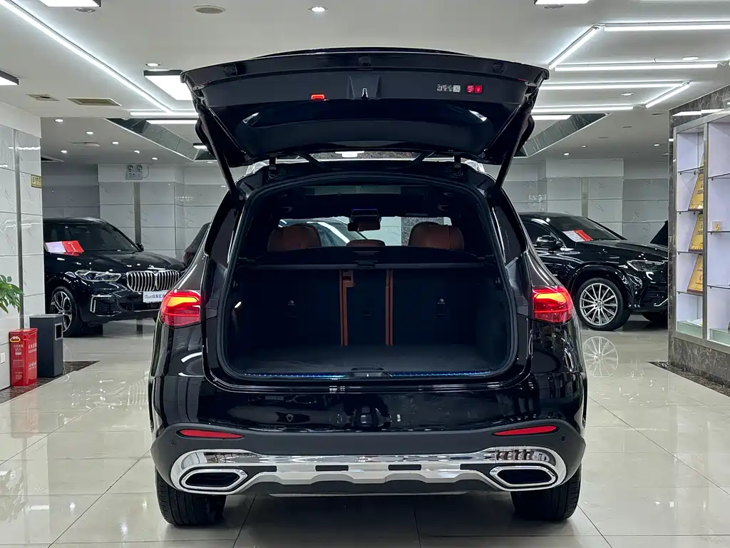 Mercedes-Benz GLC 2024 GLC 260 L 4MATIC Luxury 5 мест