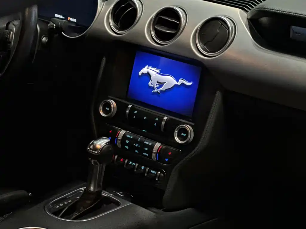 Ford Mustang 2021 2.3T EcoBoost