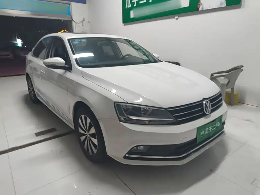 Volkswagen Sagitar — миниатюра 4