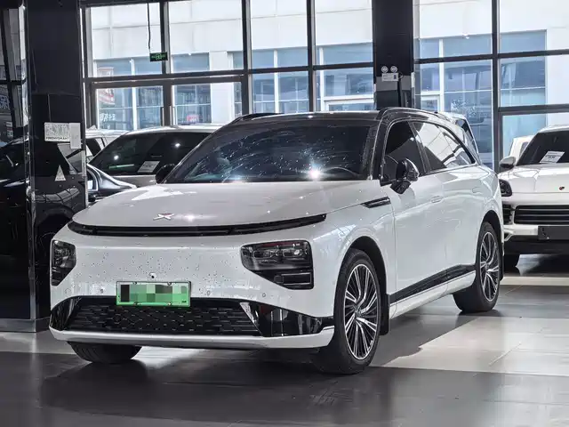 XPeng G9