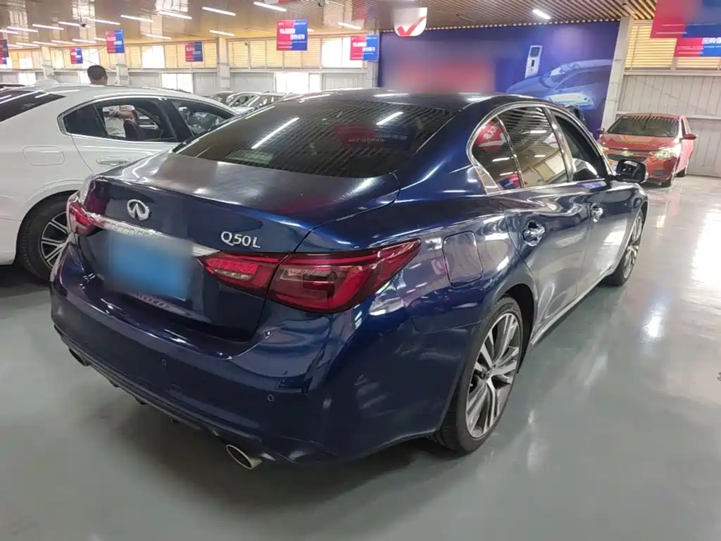 Infiniti Q50L — миниатюра 7