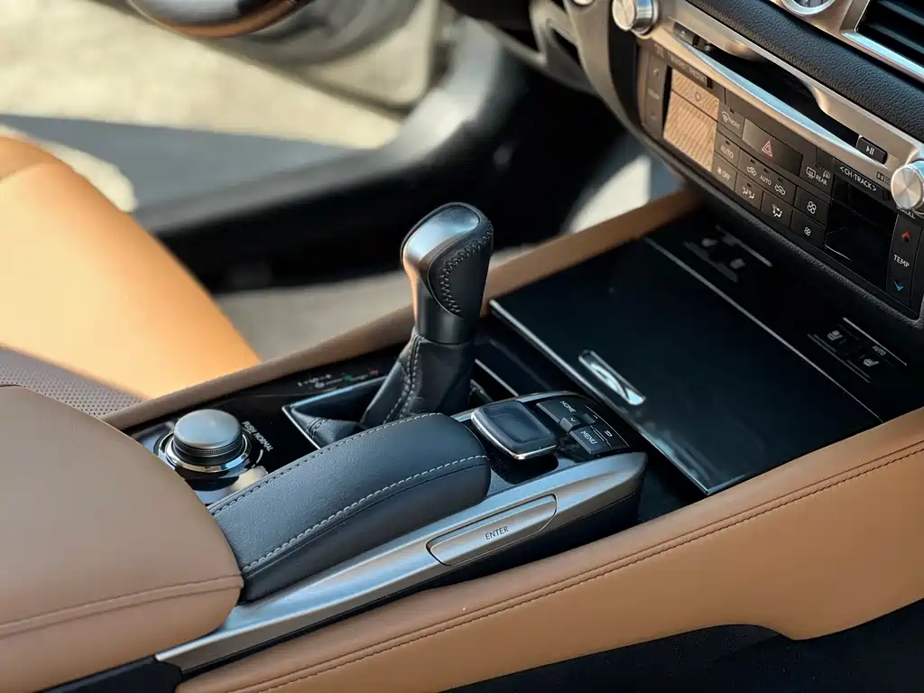 Lexus GS — миниатюра 7