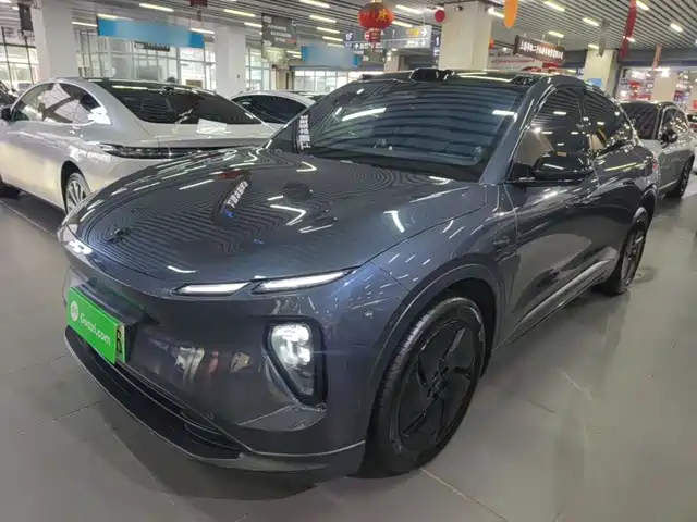 NIO ES6