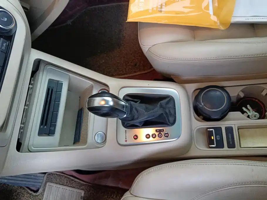 Volkswagen Tiguan — миниатюра 16