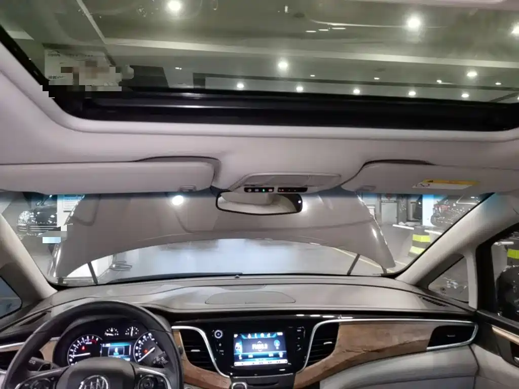 Buick GL8 — миниатюра 18