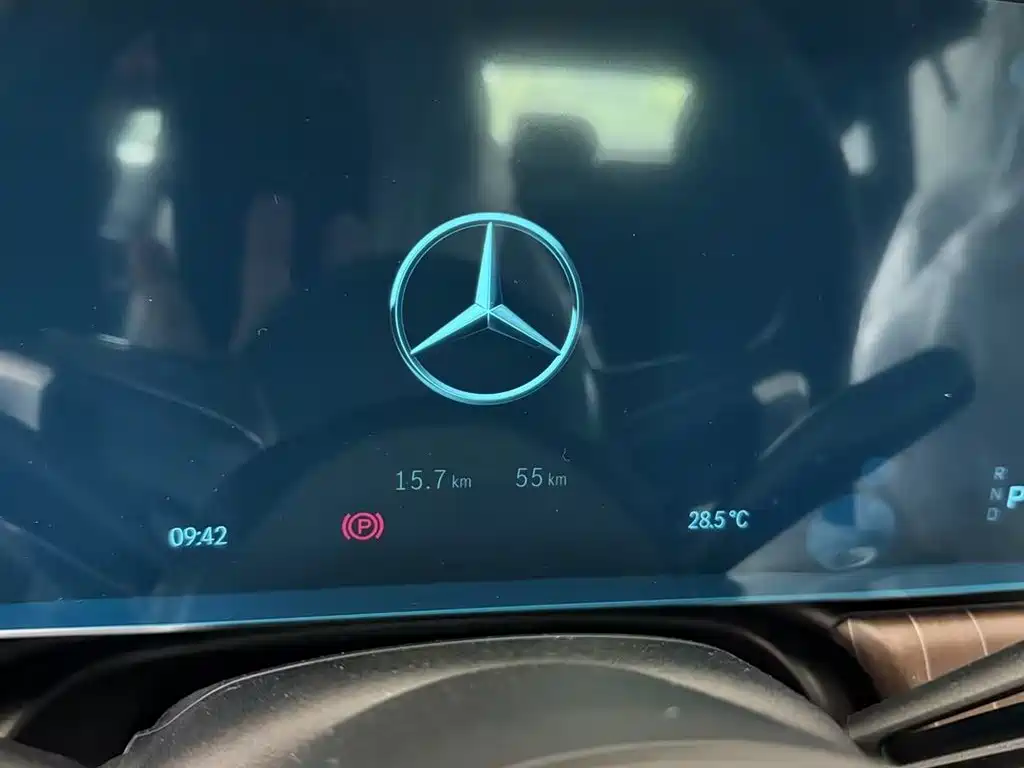Mercedes-Benz EQE 2025 500 4MATIC Luxury