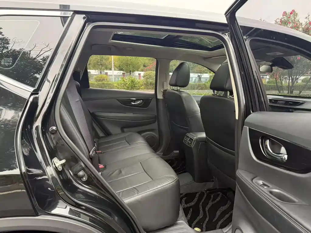 Nissan X-Trail — миниатюра 9